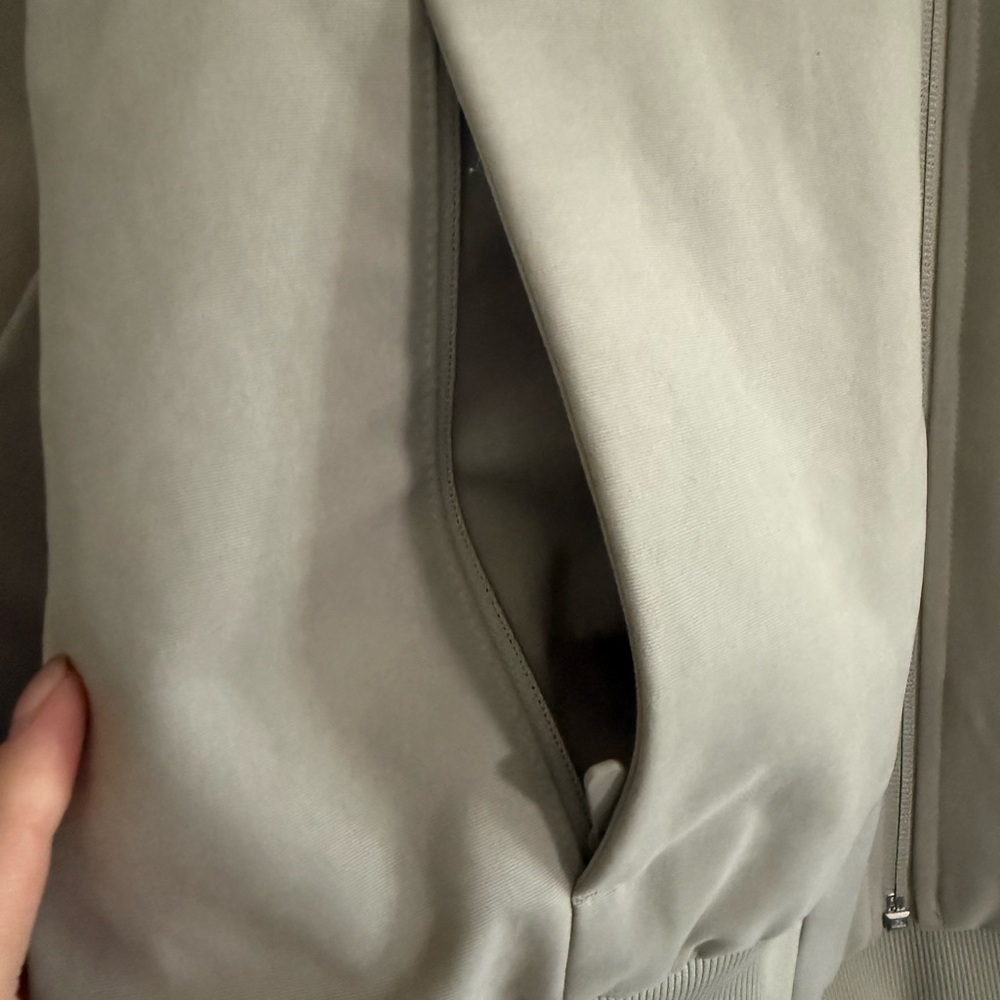 NWOT Lululemon Non-Stop Cotton Bomber Jacket, size 10, raw linen - Picture 6 of 13